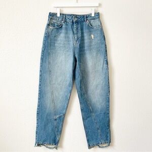 Halfboy Boyfriend Jeans Barrel Leg Light Blue Denim Distressed Size 31 Cotton